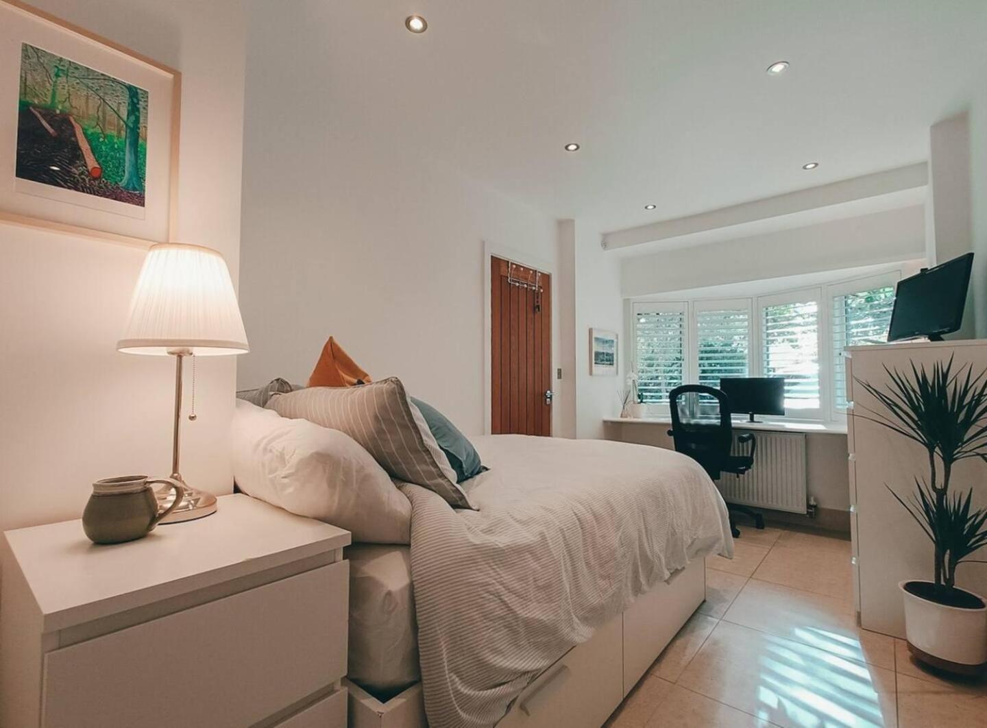 The Sandy Studio Flat In Petersham Strawberry Hill Exteriör bild